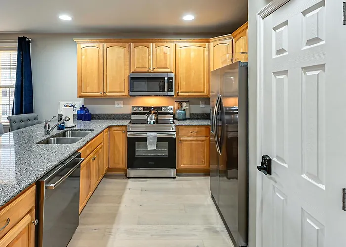Bay-N-Beach! Comfy Coastal Condo In Lewes!